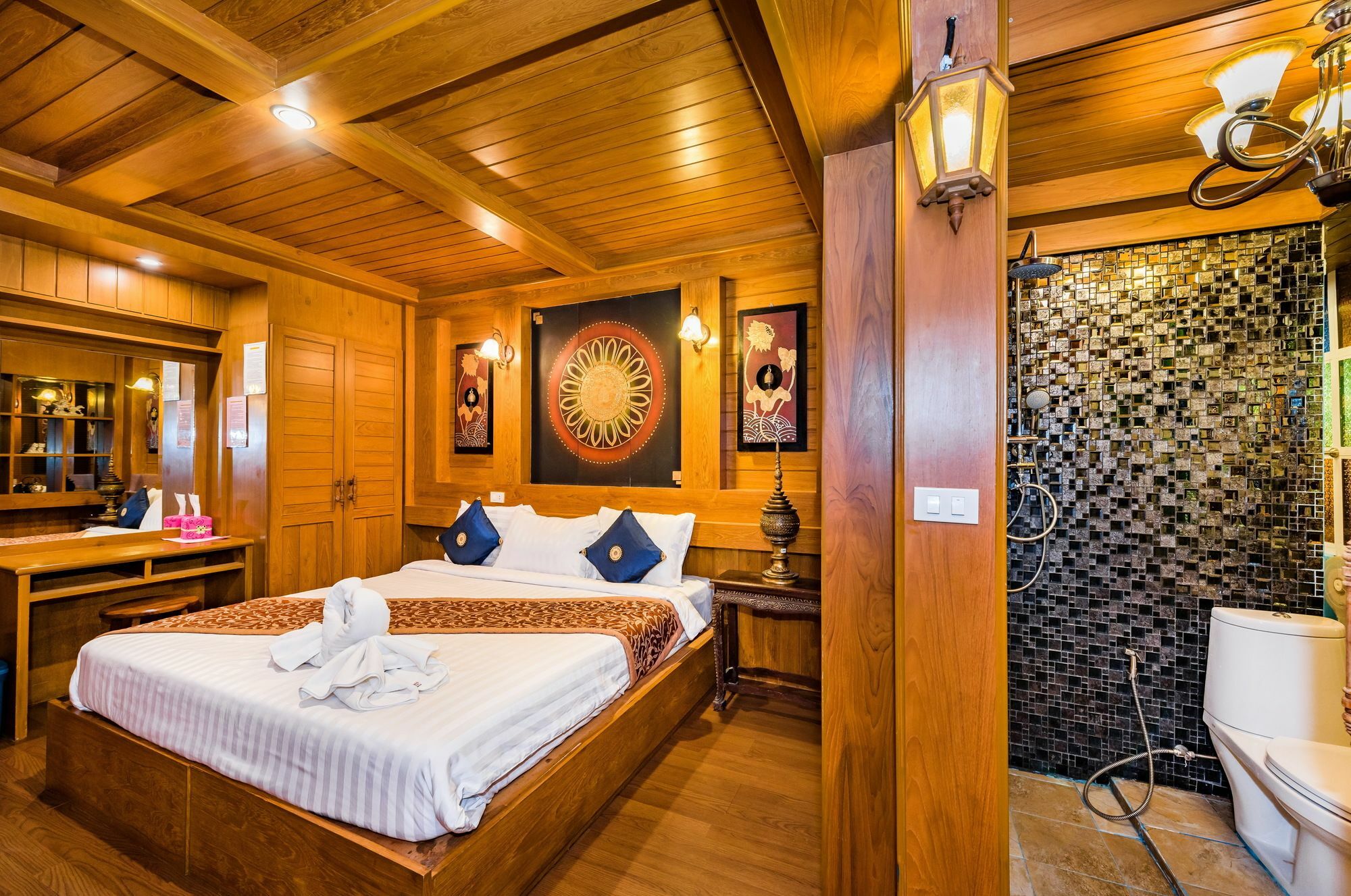 Villa Baan Ratchapruek à Phuket Extérieur photo